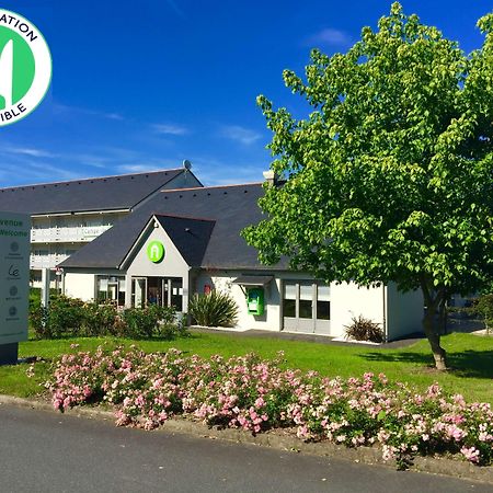 Campanile Angers Ouest - Beaucouze Hotel Bagian luar foto